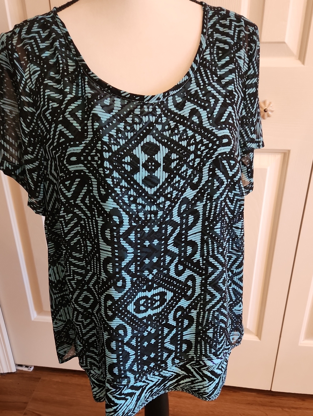 Dana Buchman Black & Teal Aztec-Pattern Scoop Neck Tunic